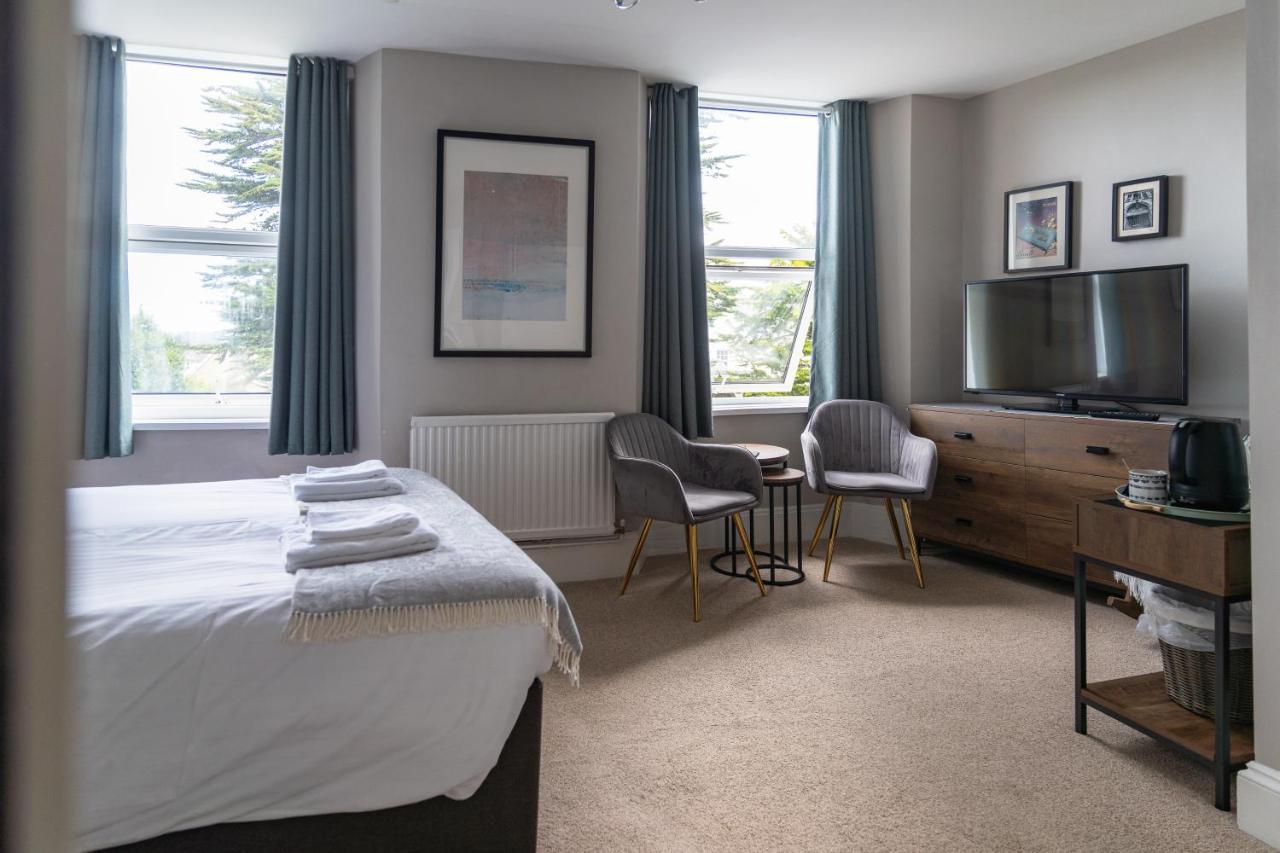 Sleepy Puffin Guest House Tenby Esterno foto
