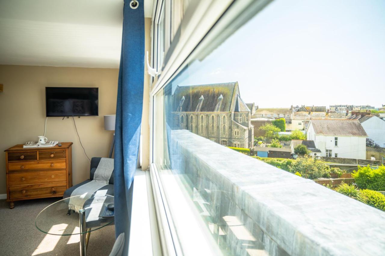 Sleepy Puffin Guest House Tenby Esterno foto