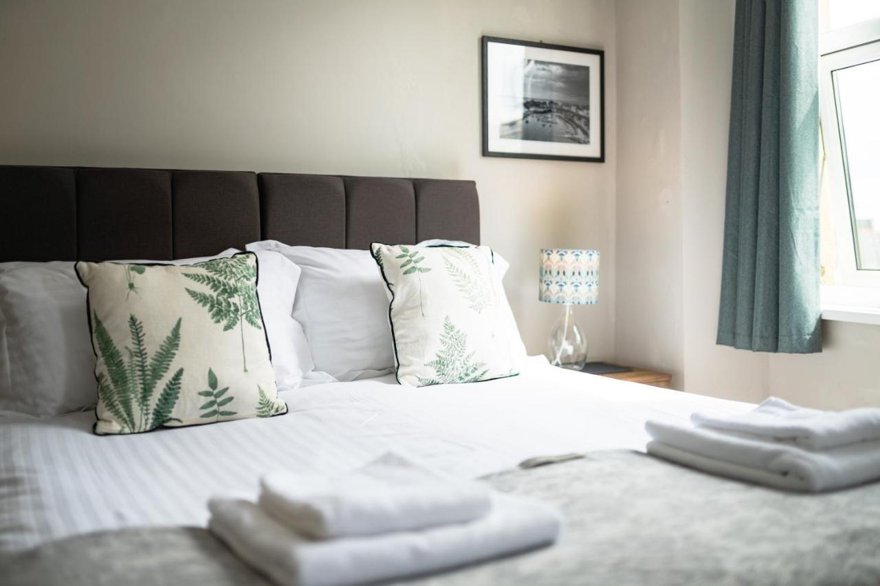 Sleepy Puffin Guest House Tenby Esterno foto