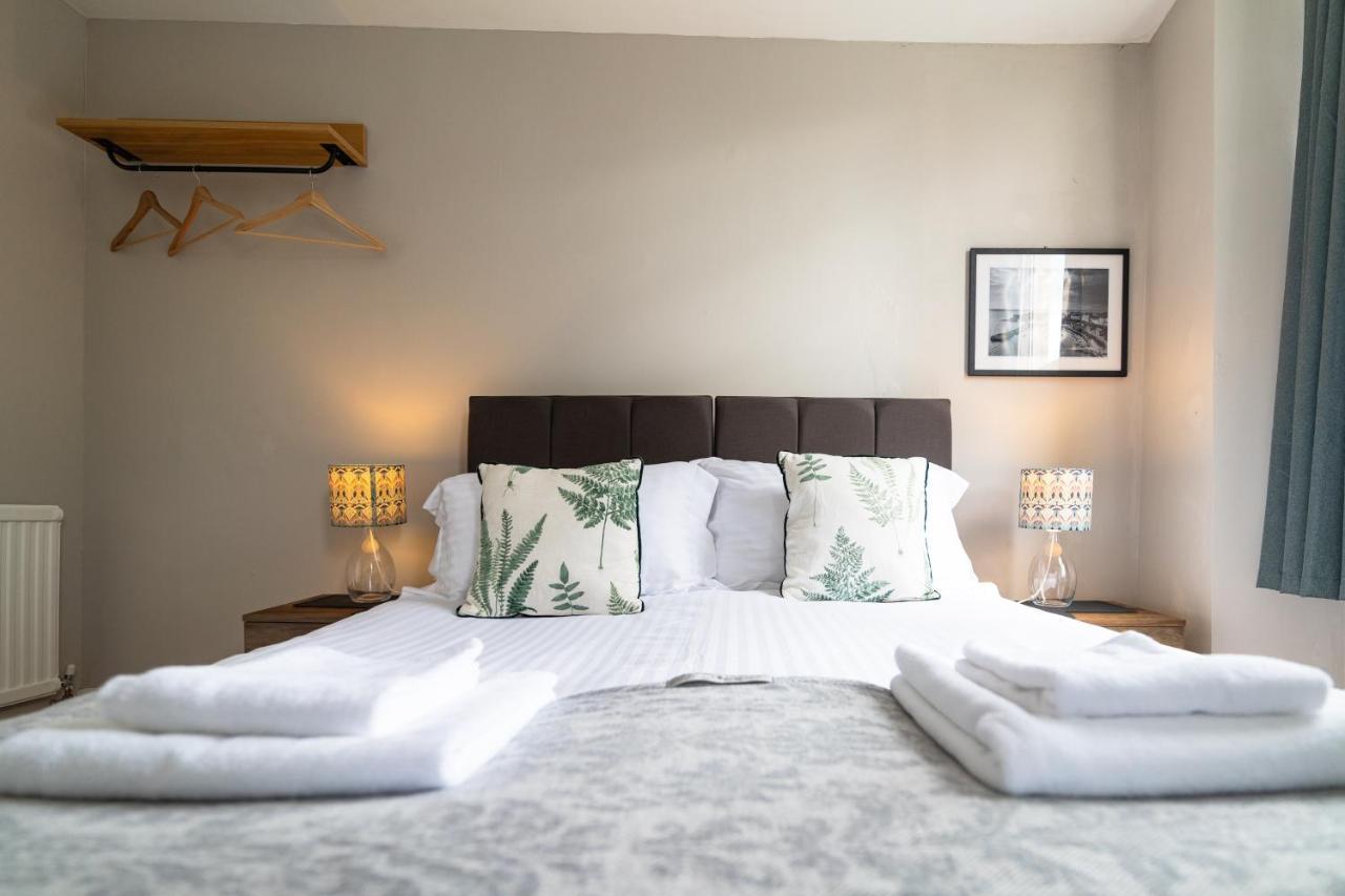 Sleepy Puffin Guest House Tenby Esterno foto